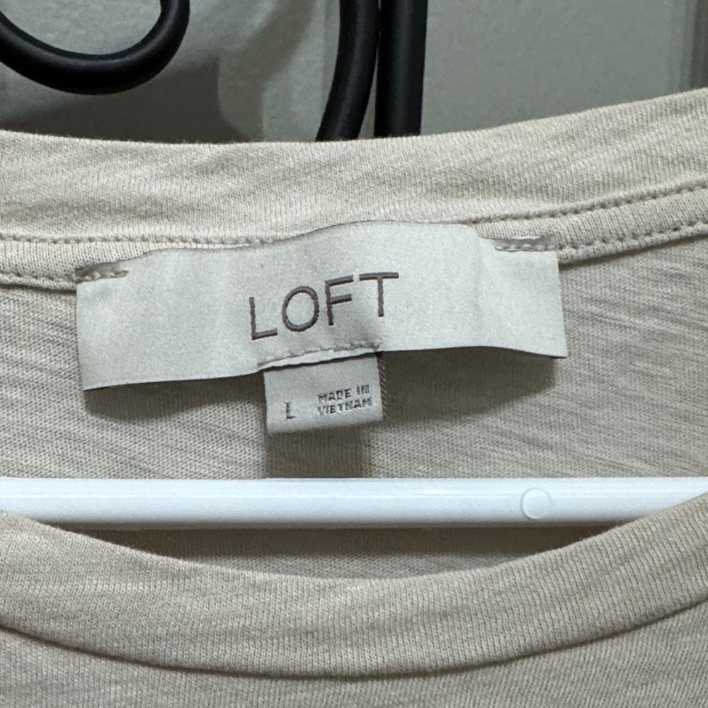 LOFT Women's Puff Sleeve Tee in Light Beige L cotton - Picture 2 of 9